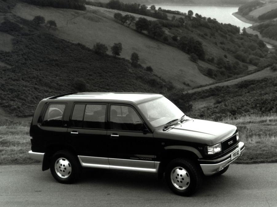  Isuzu Trooper 1992 года  (UK) (фото 2 из 5)